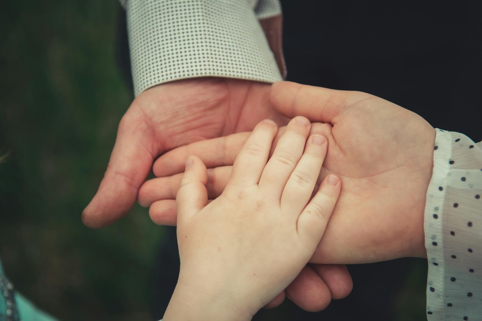 Pergeseran Nilai Pada Masyarakat Dan Dampaknya Pada Nilai Anak Bagi Orang Tua